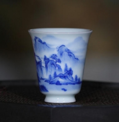 青花溪山清晓杯